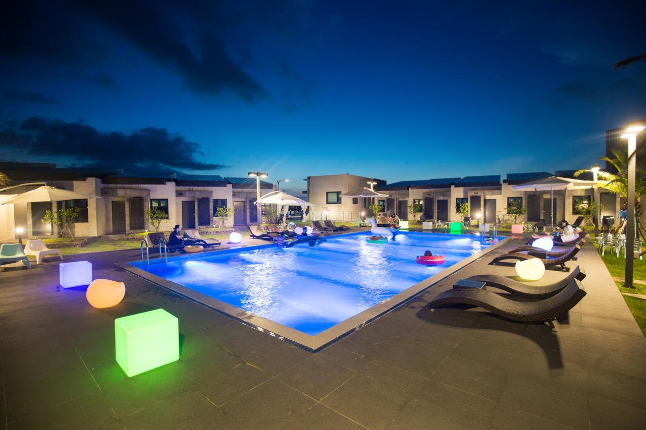 Jeju Christmas Resort Bagian luar foto